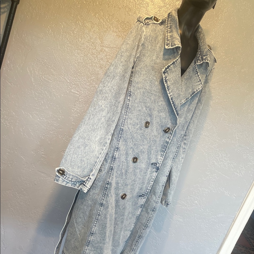 Stoosh Light Blue Double-Breasted Trench Coat